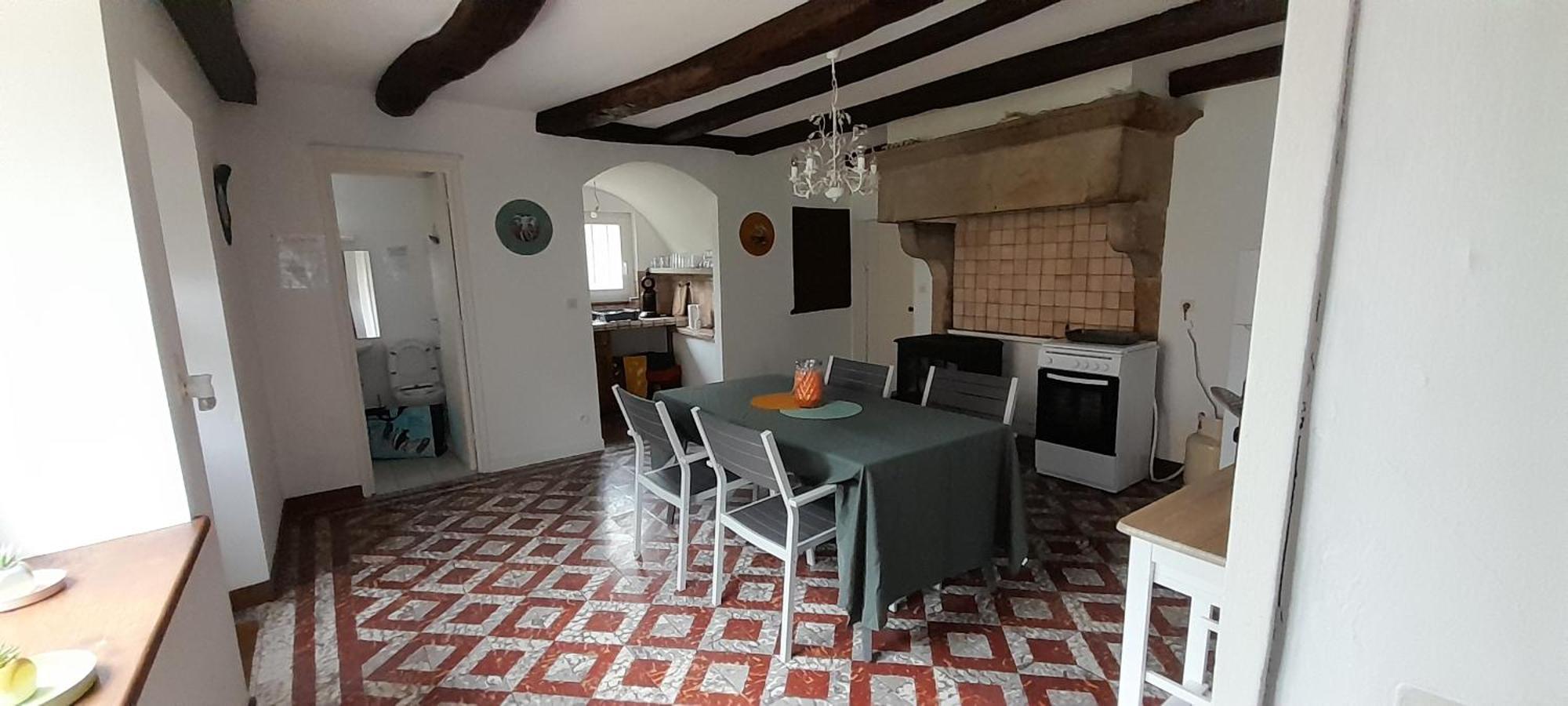 L'Univers, Vous Et Nous Pouilly-sur-Vingeanne 外观 照片